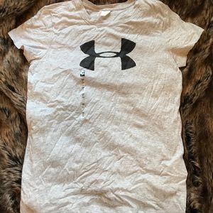 Under Armour tee